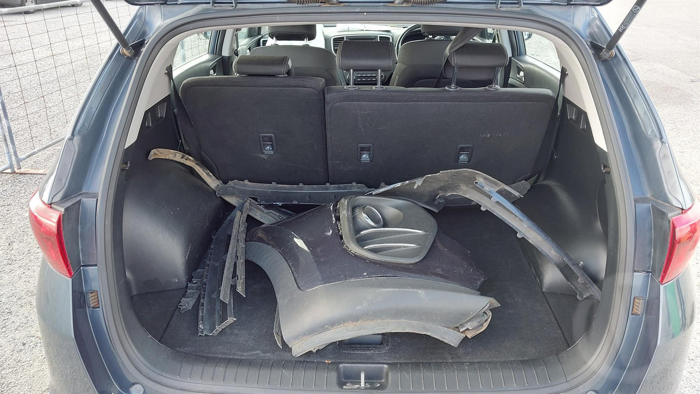 Kia 
Sportage