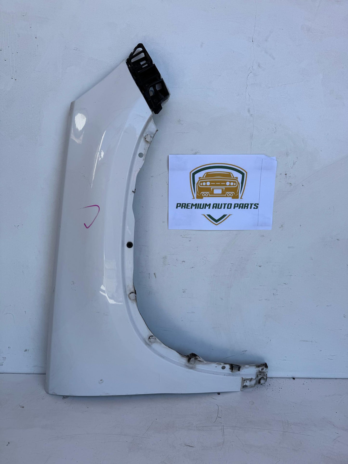 2012 Volkswagen Tiguan MK1 - 5N Right Front Guard