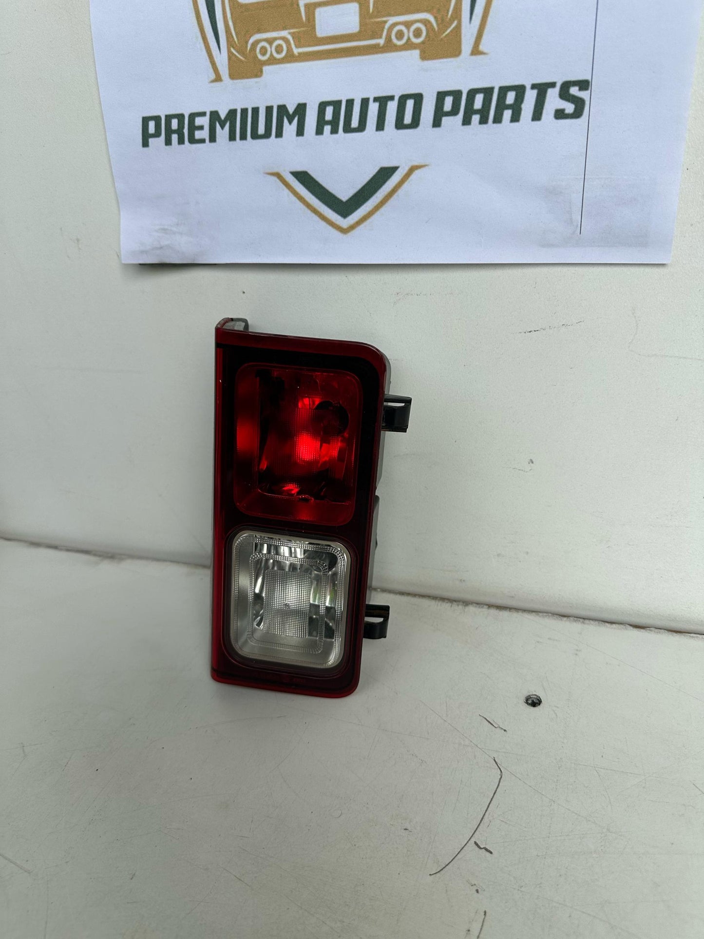 2015 Renault Trafic Right Reverse Light