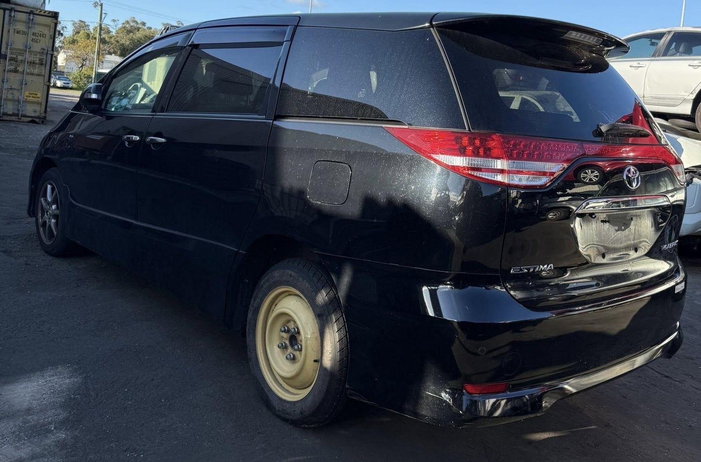 Toyota 
Tarago