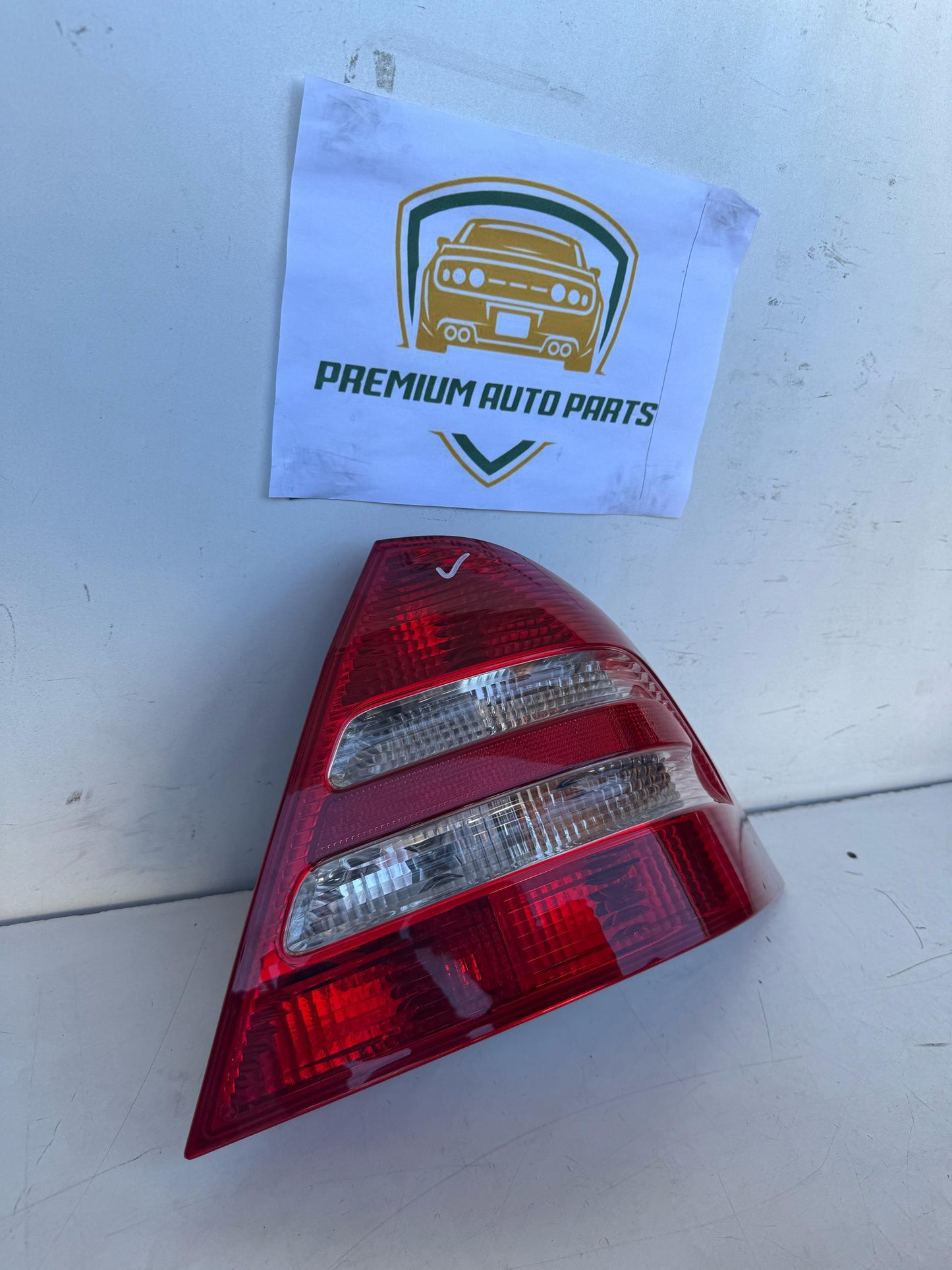 2005   Right Taillight