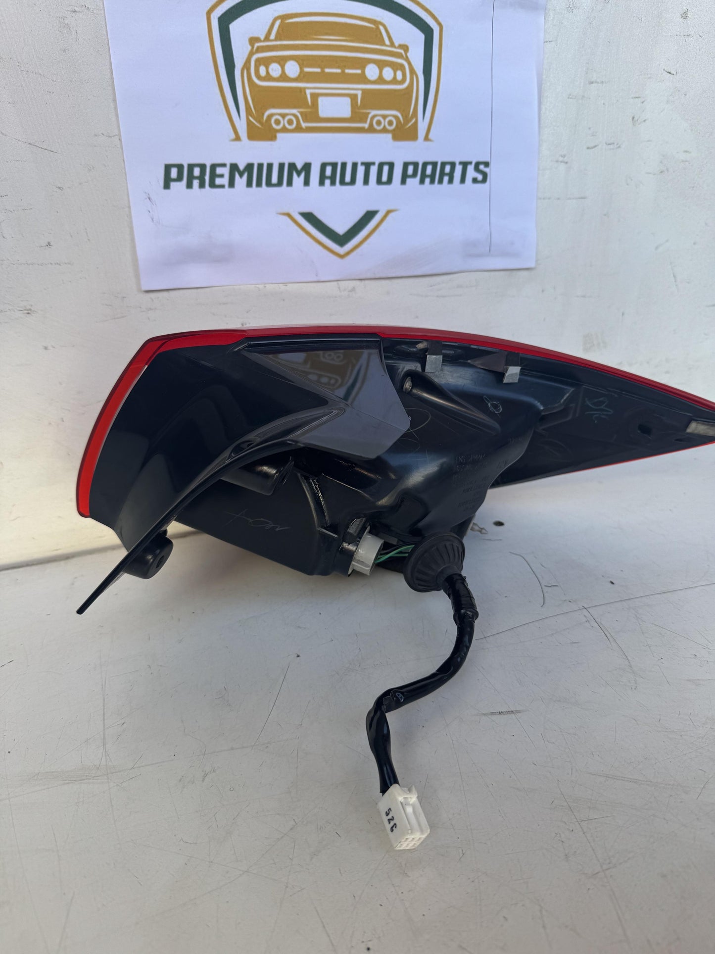 2015   Left Taillight