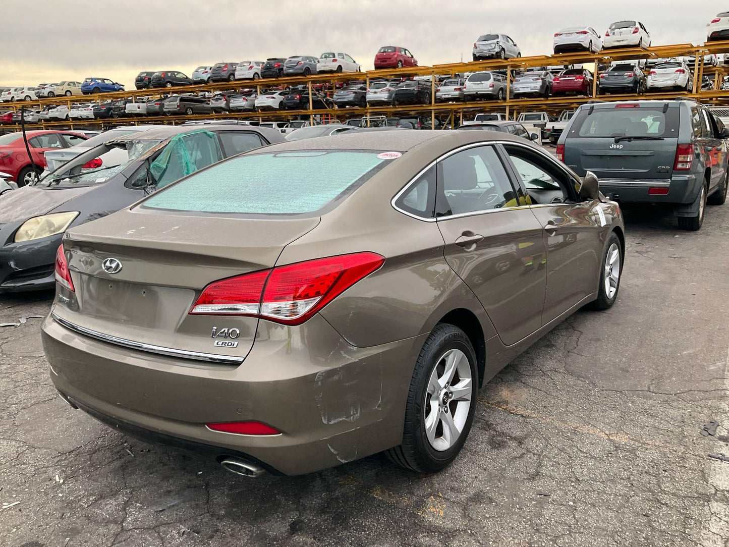 Hyundai 
i40