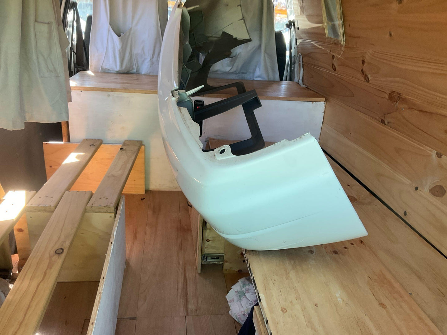 2005 Mazda E1800  Cargo Van 
Mazda
E1800