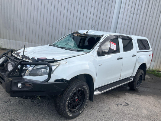 Isuzu 
D-Max