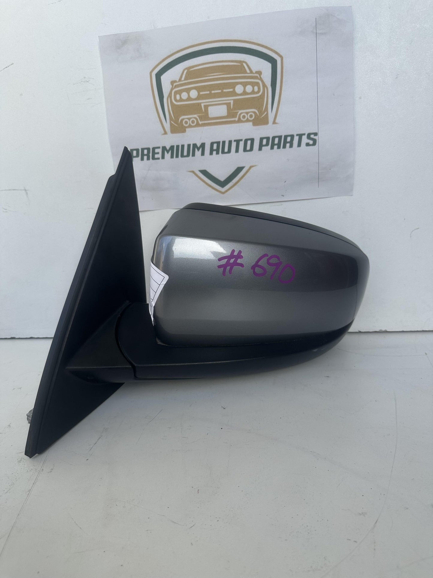 2010  E70 Left Door Mirror