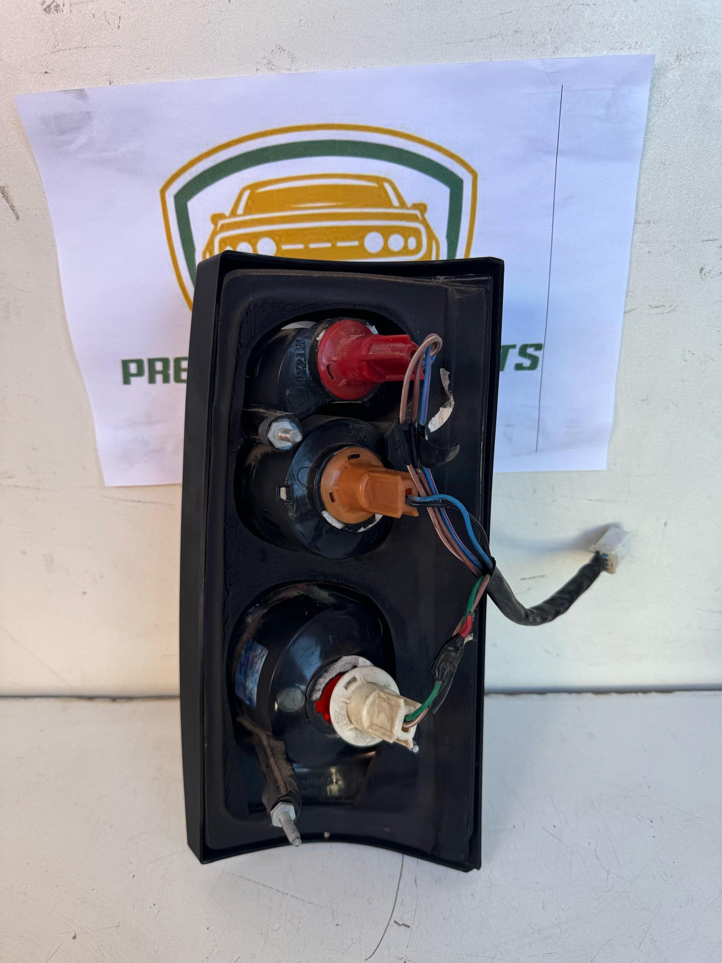 2004 Holden Commodore Left Taillight