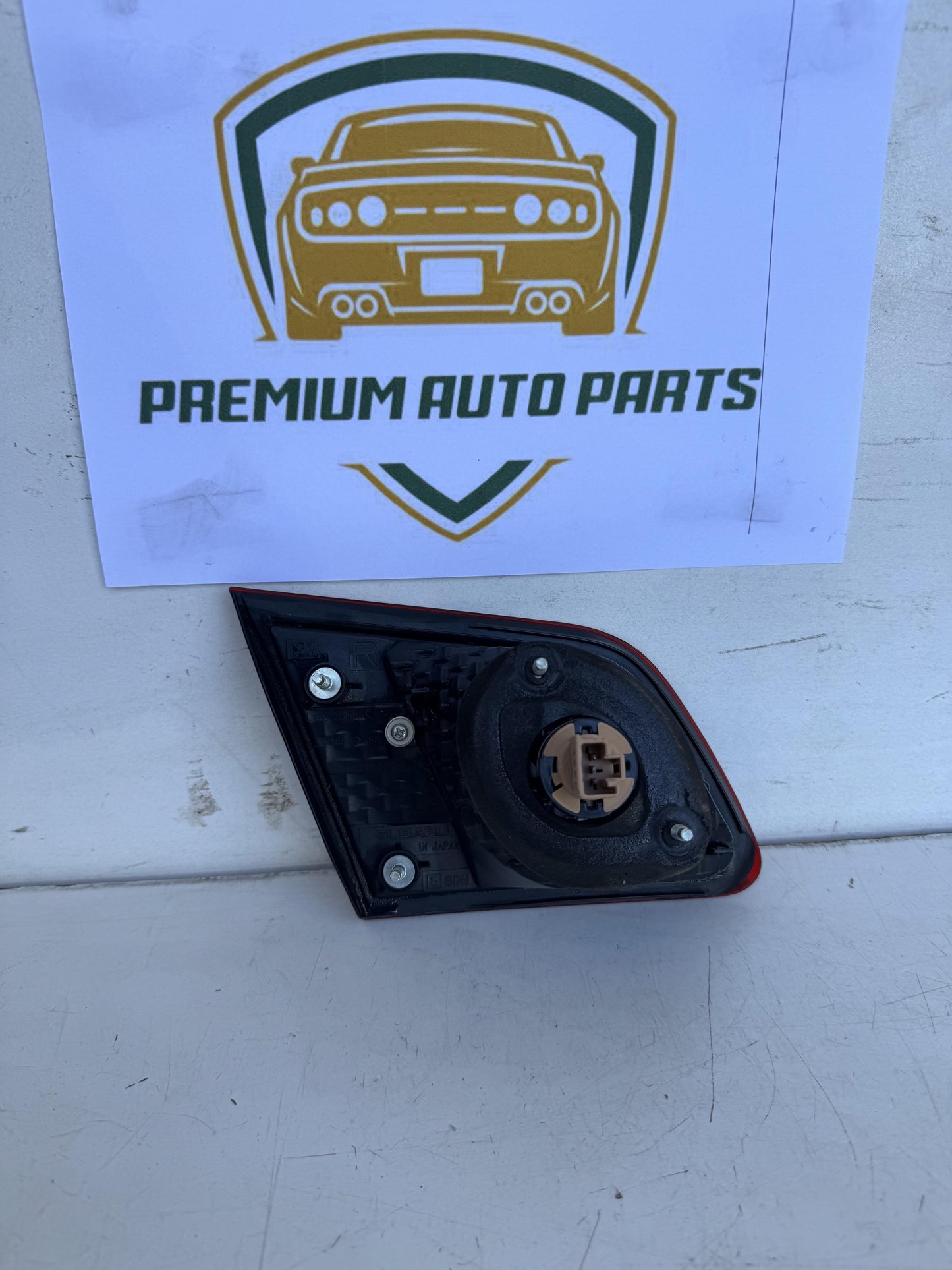 2012  V BM Right Taillight Garnish