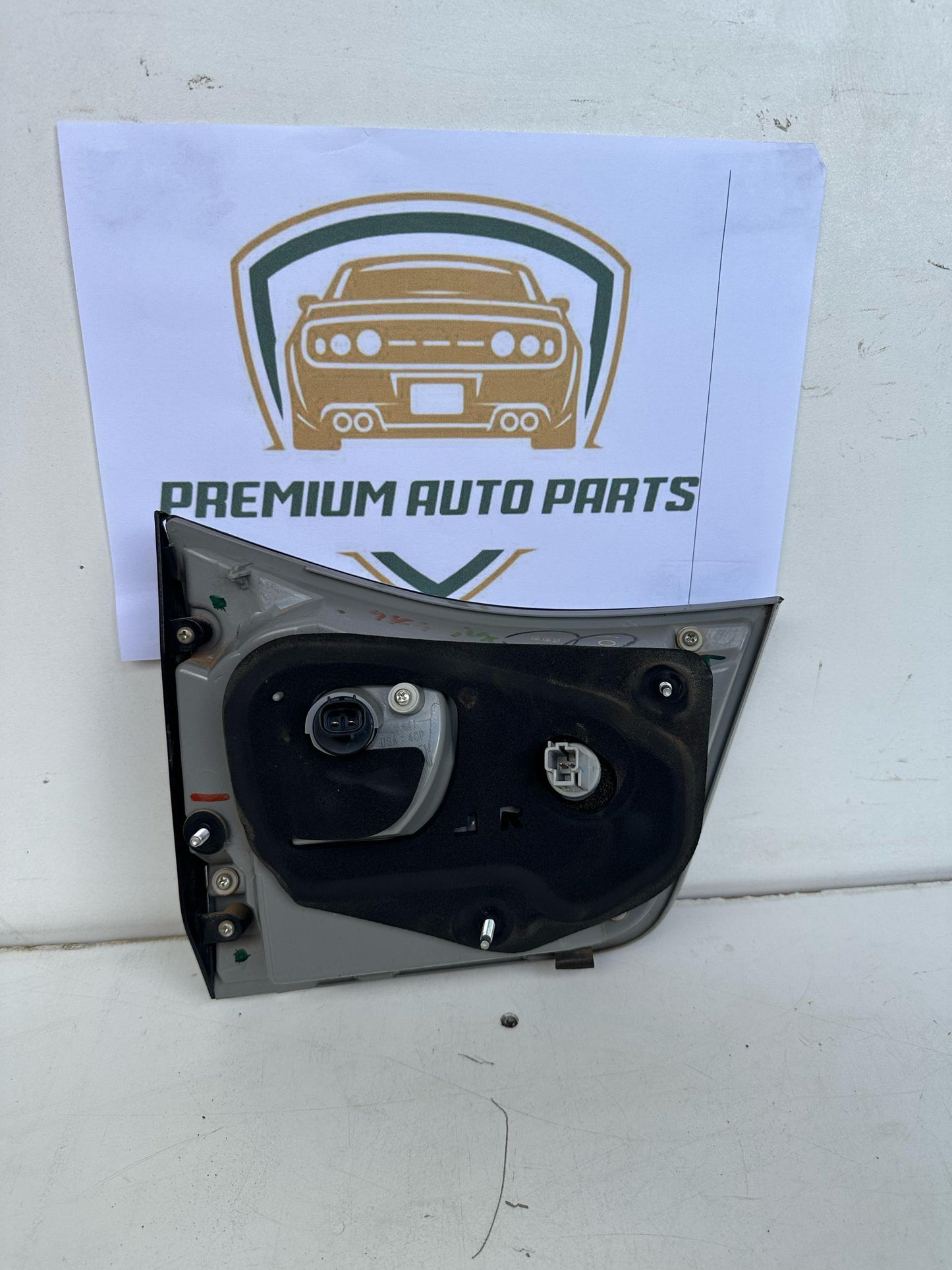 2008  U30 Right Boot Light