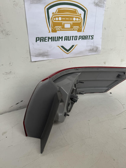 2010   Left Taillight