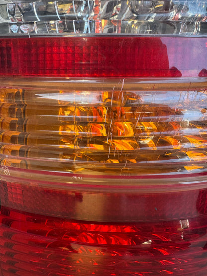 1999  105 Right Taillight