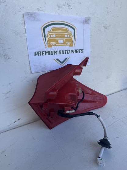 2014   Left Taillight