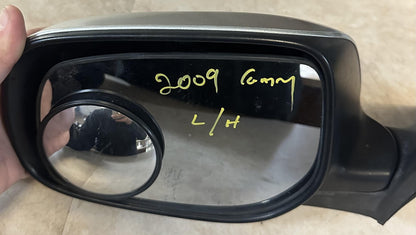 2009  XV40 Left Door Mirror