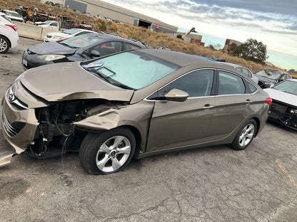 Hyundai 
i40