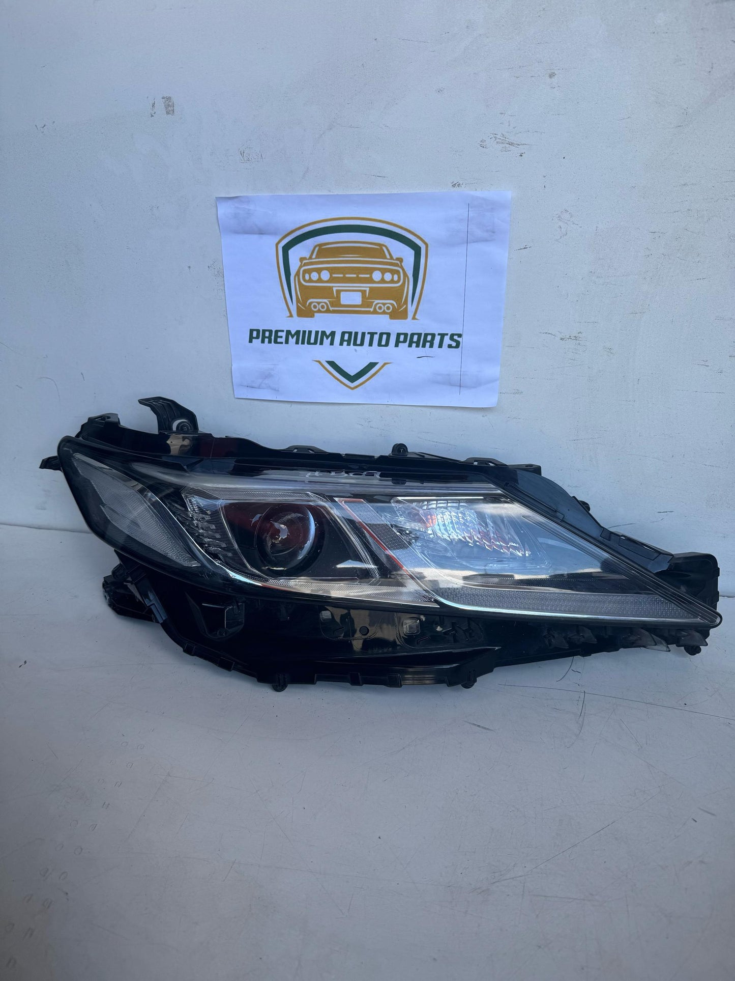2018  XV70 Right Headlight