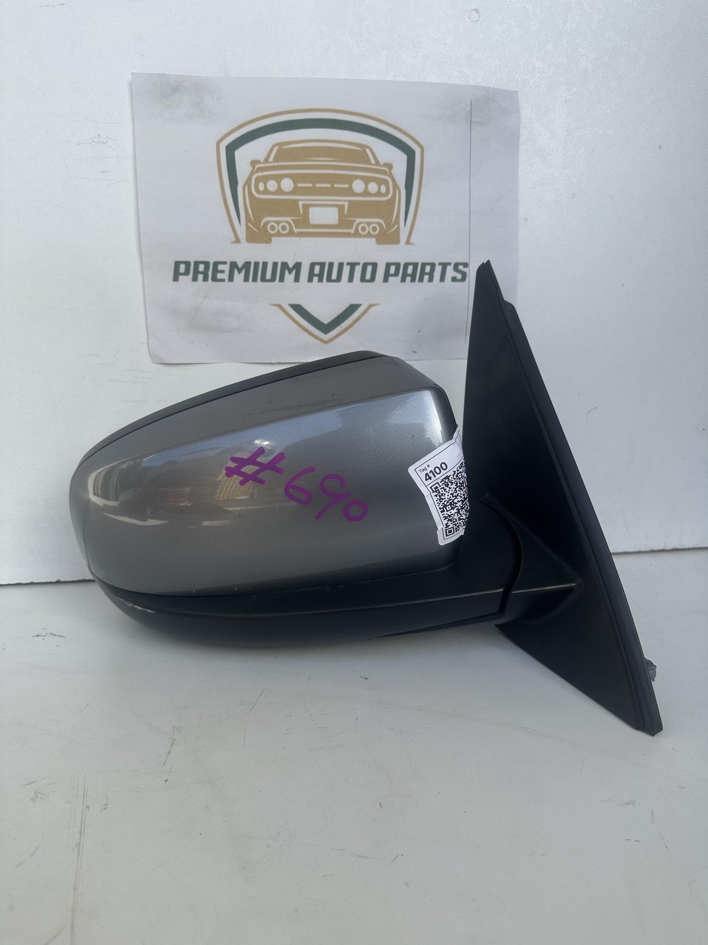 2010  E70 Right Door Mirror