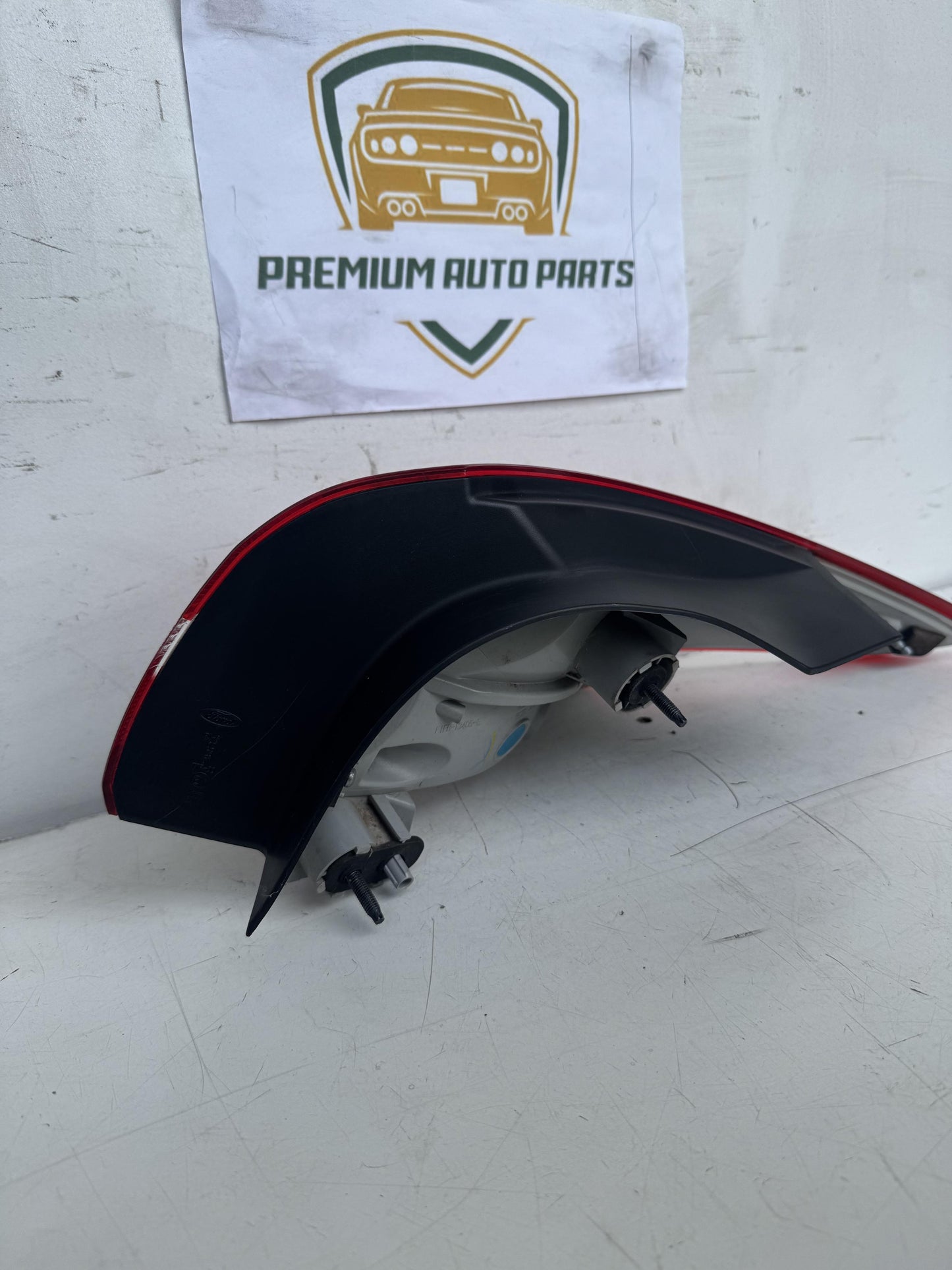 2015  LZ Left Taillight