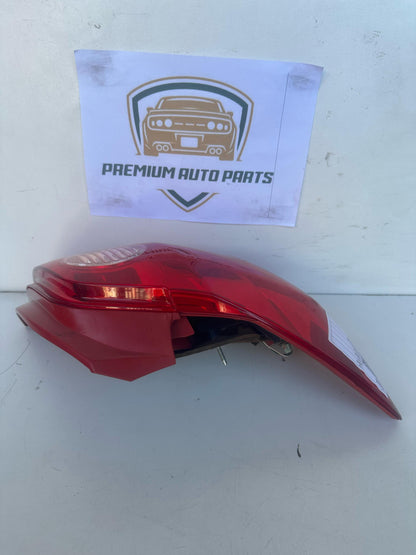 2008  E150 Left Taillight