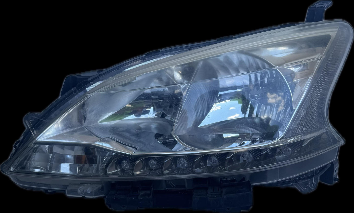 2014  B17 Left Headlight