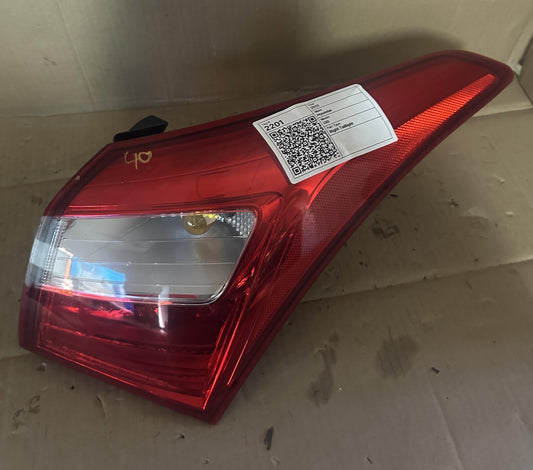 2012   Right Taillight