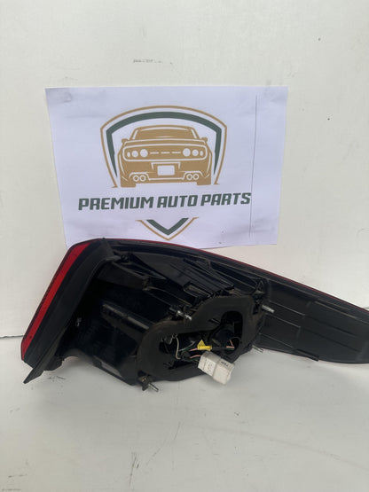 2016  LF Left Taillight