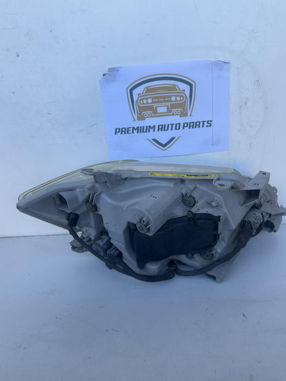 2007  V40 Left Headlight
