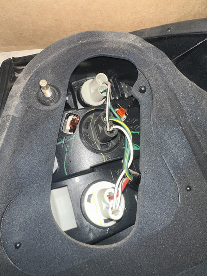 2004   Left Taillight