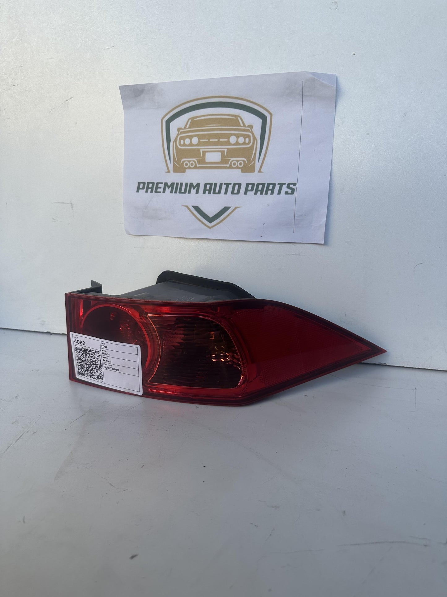 2004   Right Taillight