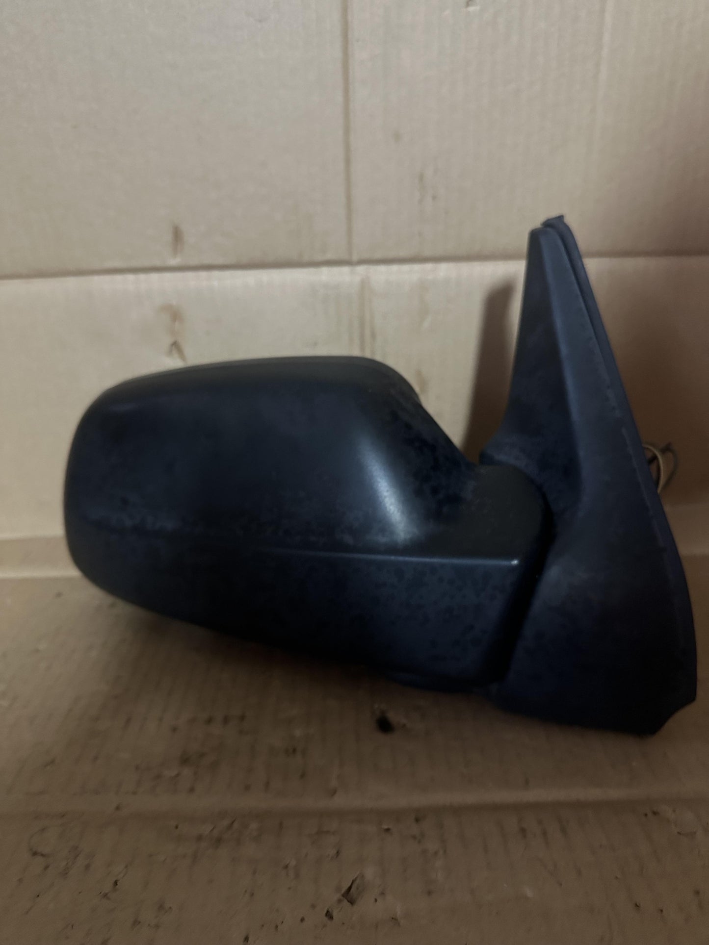 2000  II L318 Right Door Mirror