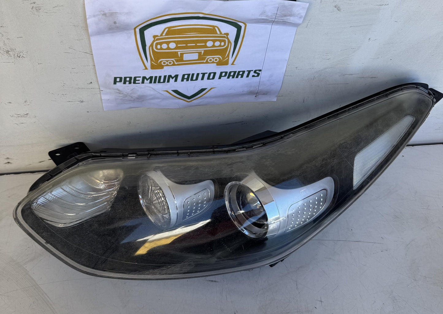 2017   Left Headlight