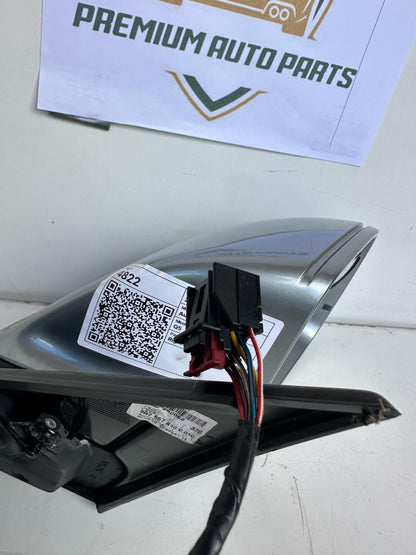 2010  8R Right Door Mirror