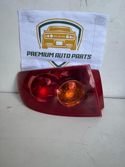 2005   Left Taillight