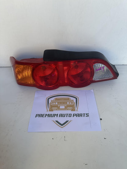 2004   Left Taillight