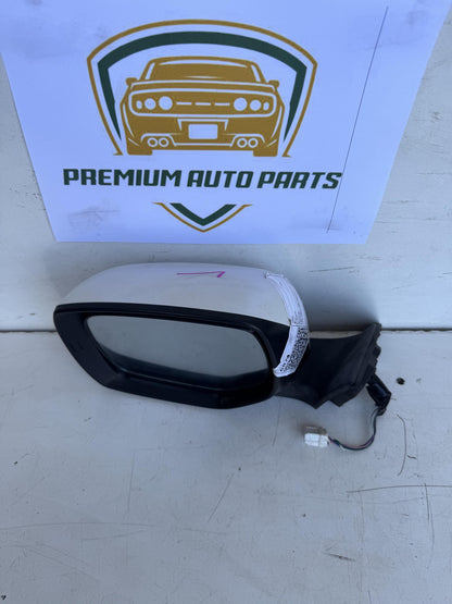2012  V BM Left Door Mirror