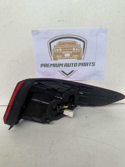 2016  LF Left Taillight