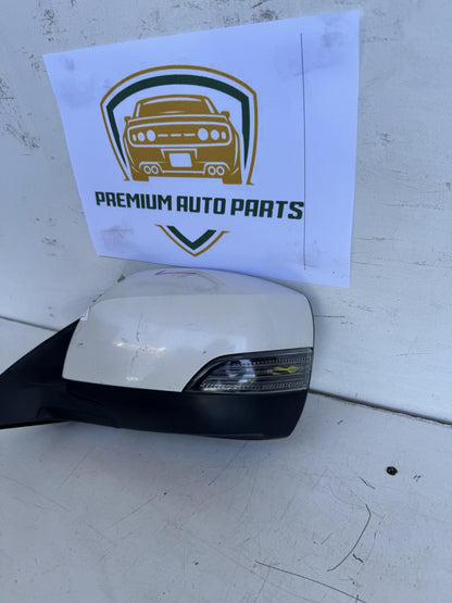 2012  V BM Left Door Mirror