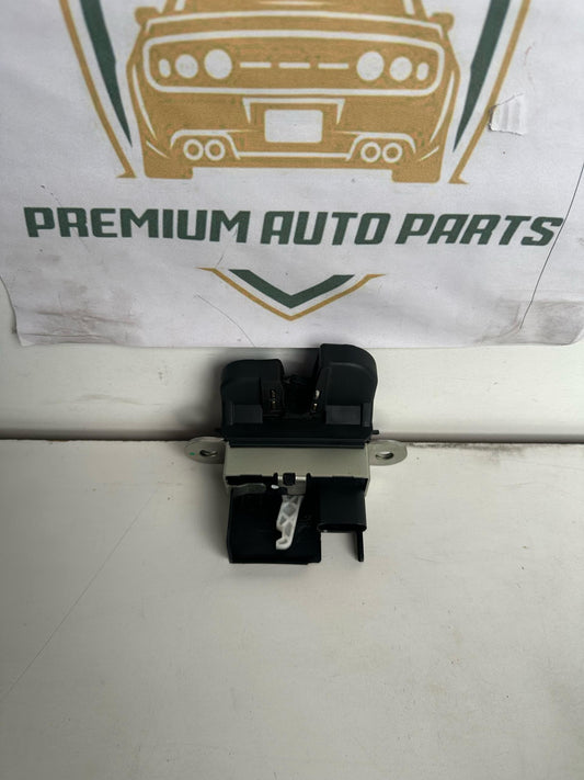 2013 Volkswagen Golf VI (2008-2012) Tailgate Lock Mechanism