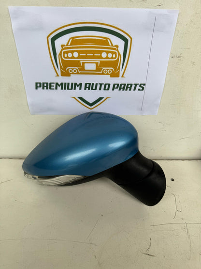 2009   Right Door Mirror