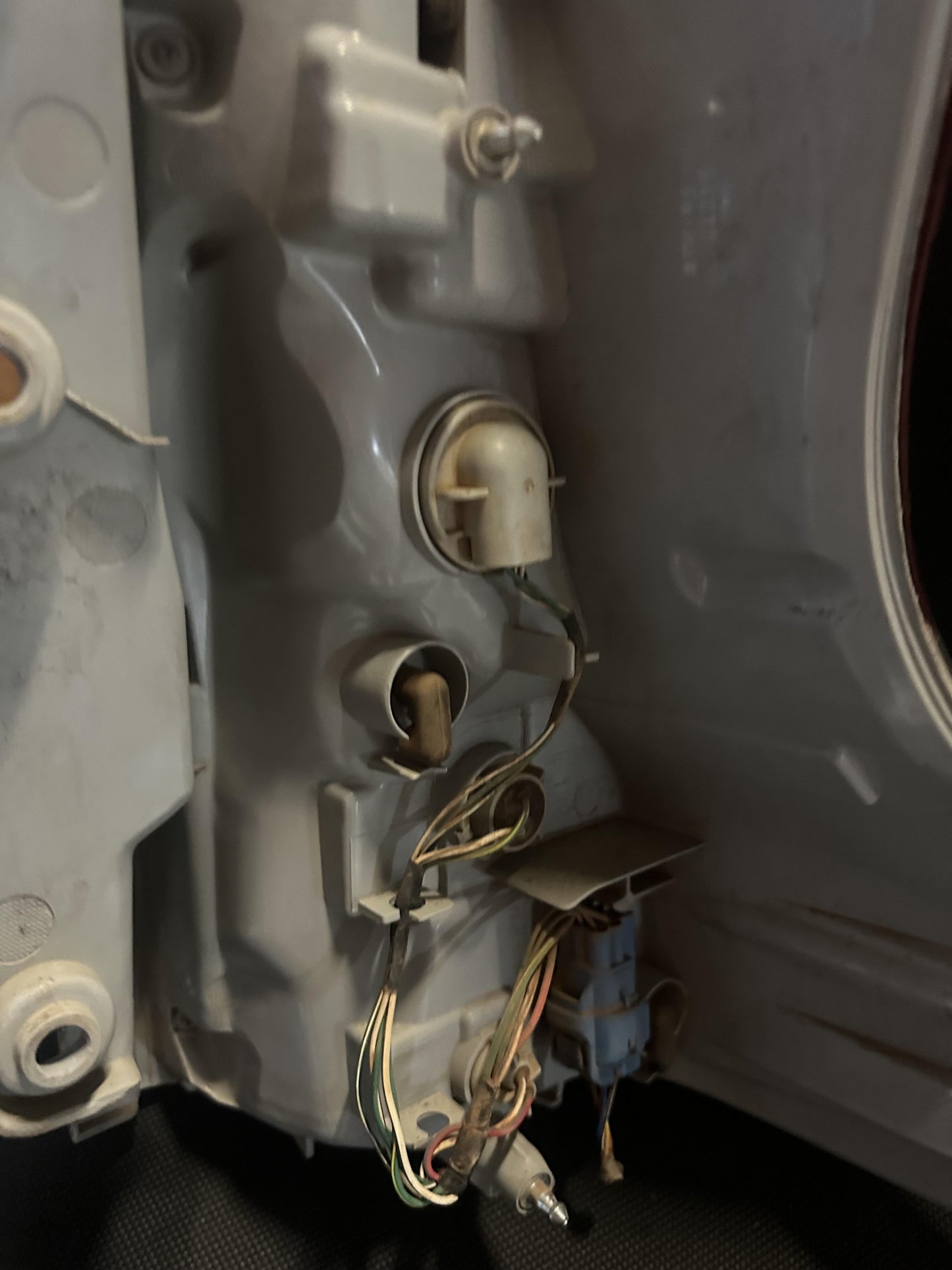 2011   Left Taillight