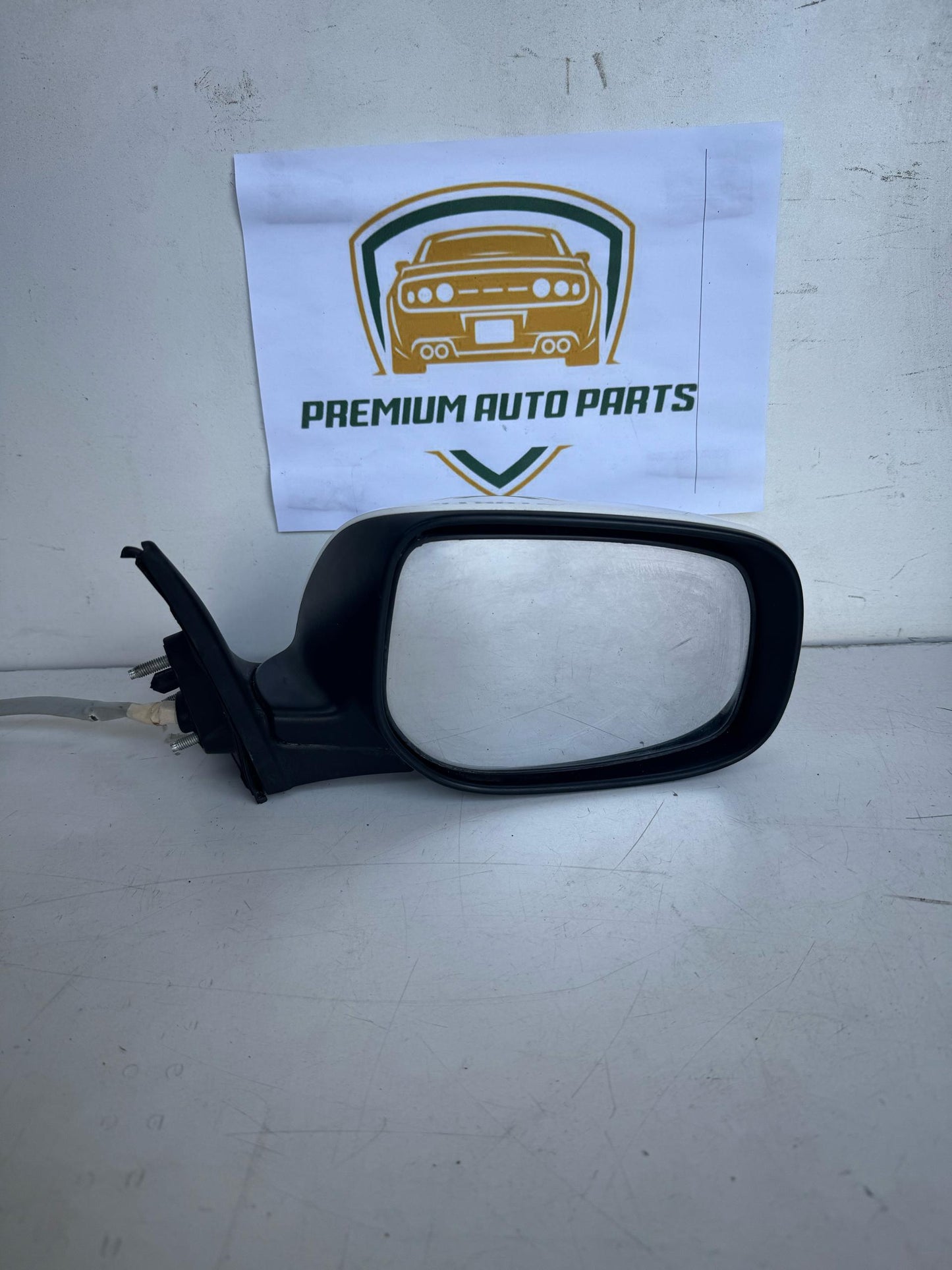 2010   Right Door Mirror