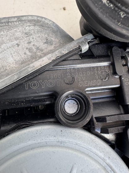 2013  U40 Right Front Window Regulator/Motor