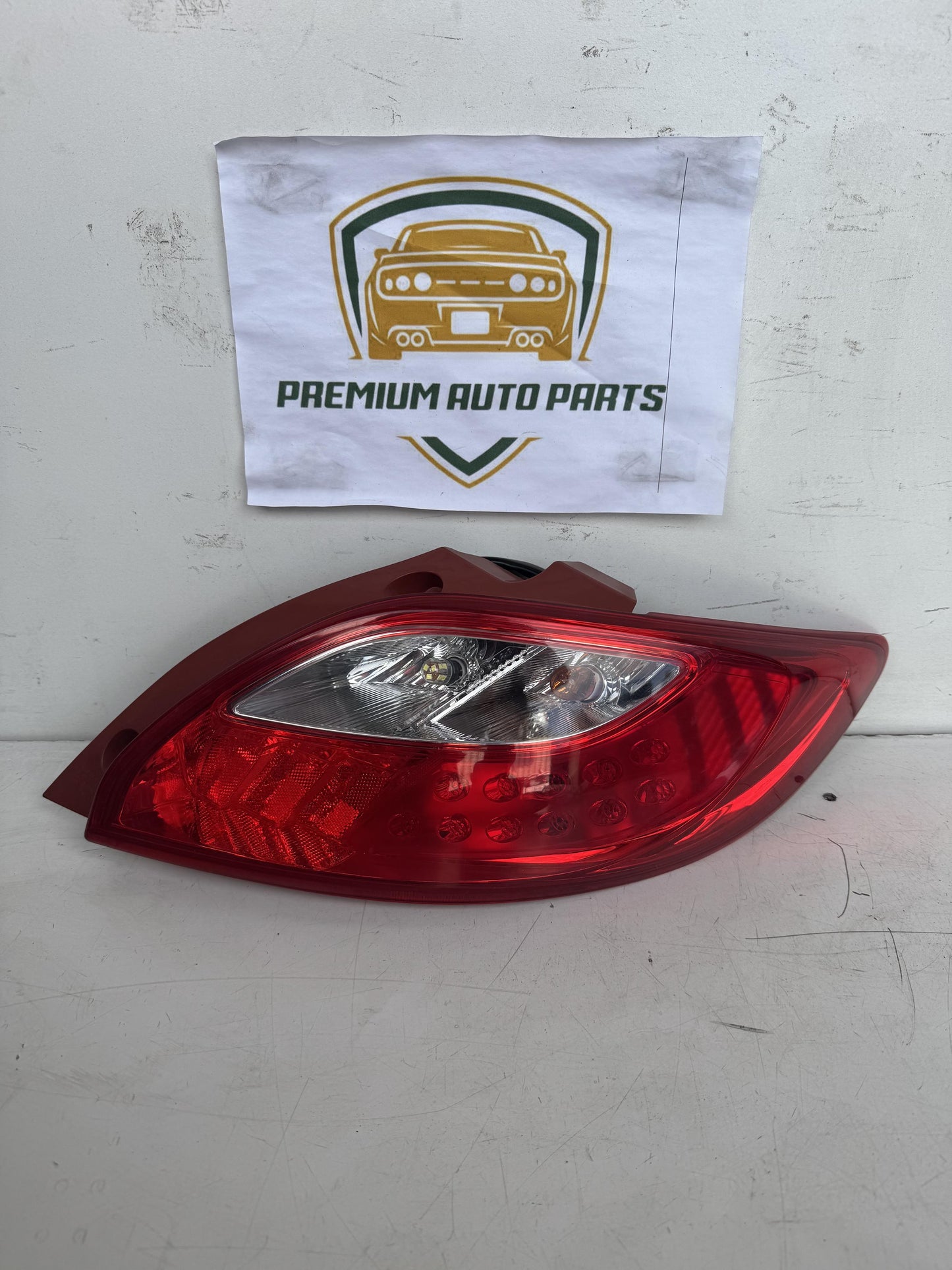 2007   Right Taillight