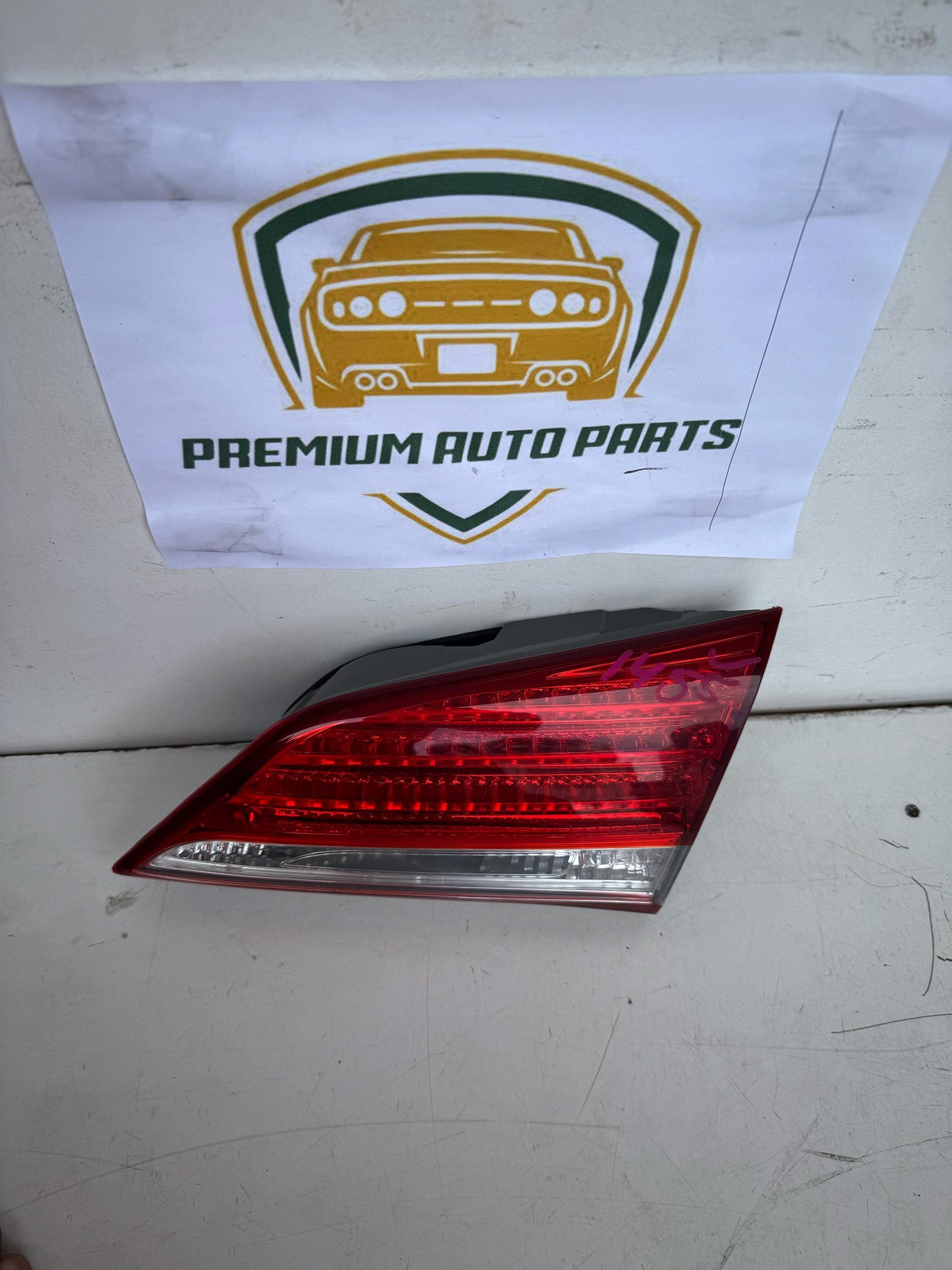 2013  VF Right Boot Light