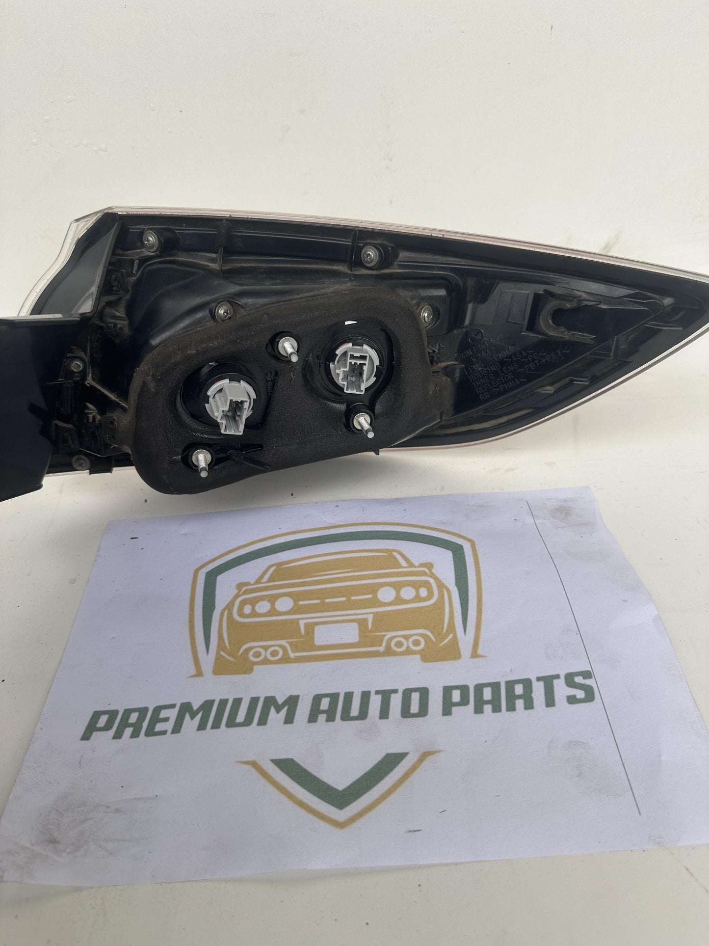 2013  II BL Left Taillight