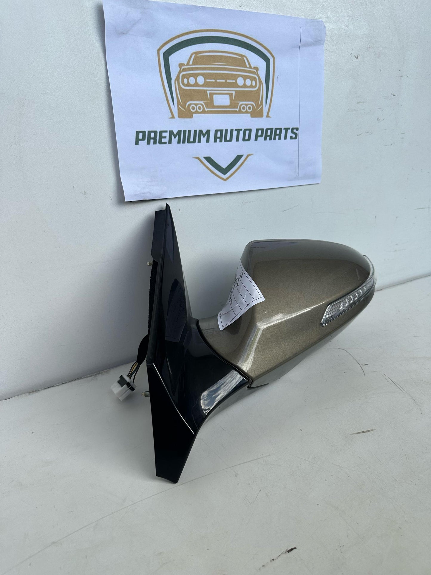2013 Hyundai i40 VF Left Door Mirror