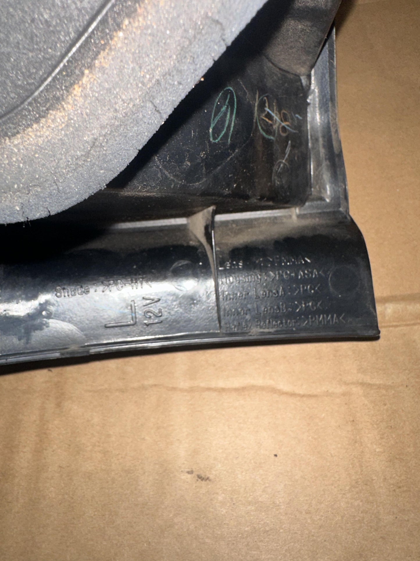 2007  Corolla Left Taillight