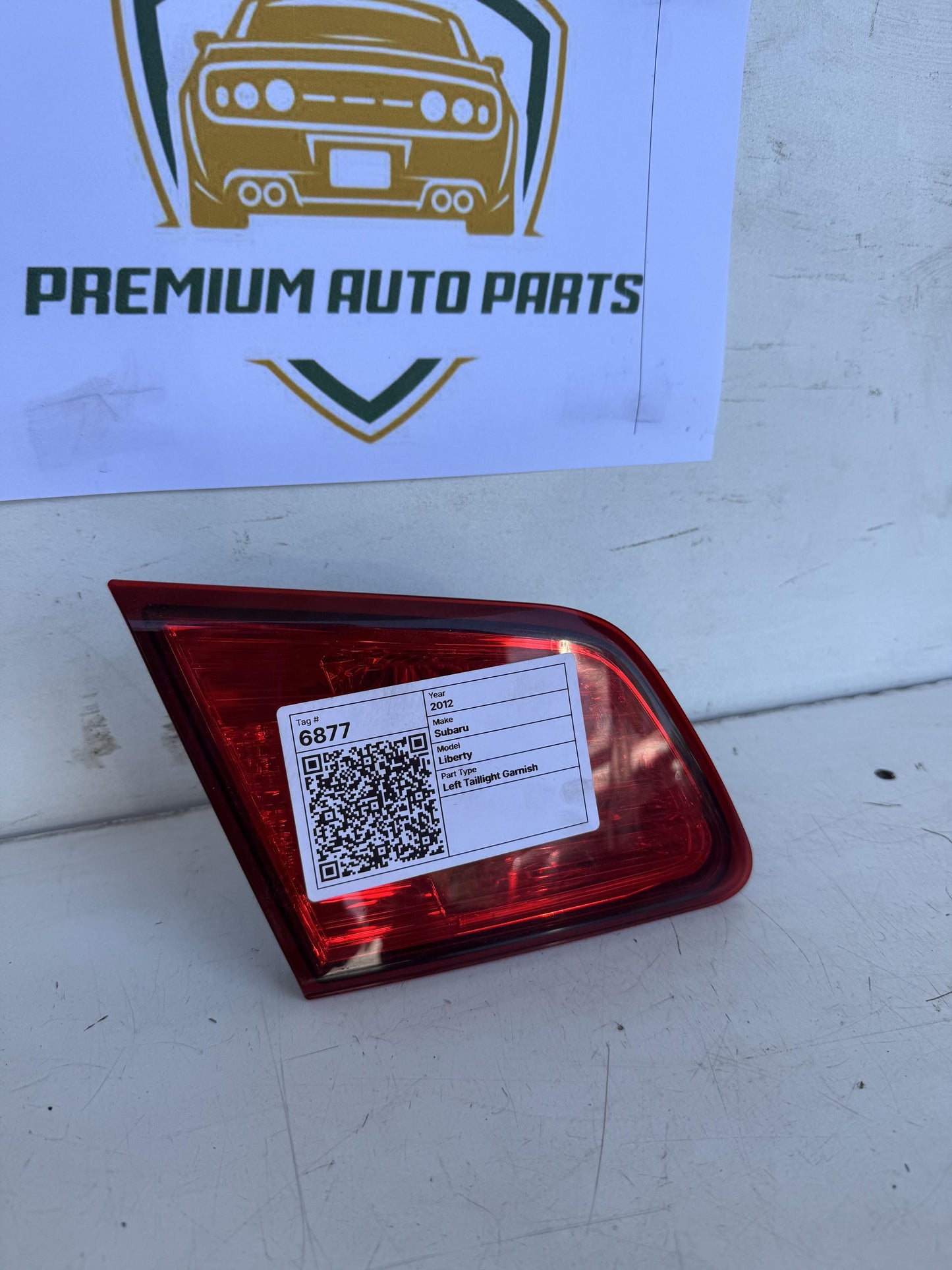 2012  V BM Left Taillight Garnish