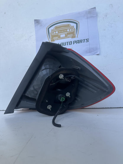 2010  GE Left Taillight