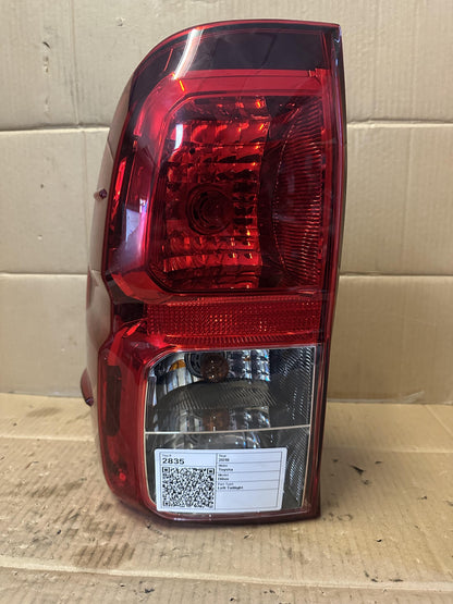 2018  GUN136R Left Taillight