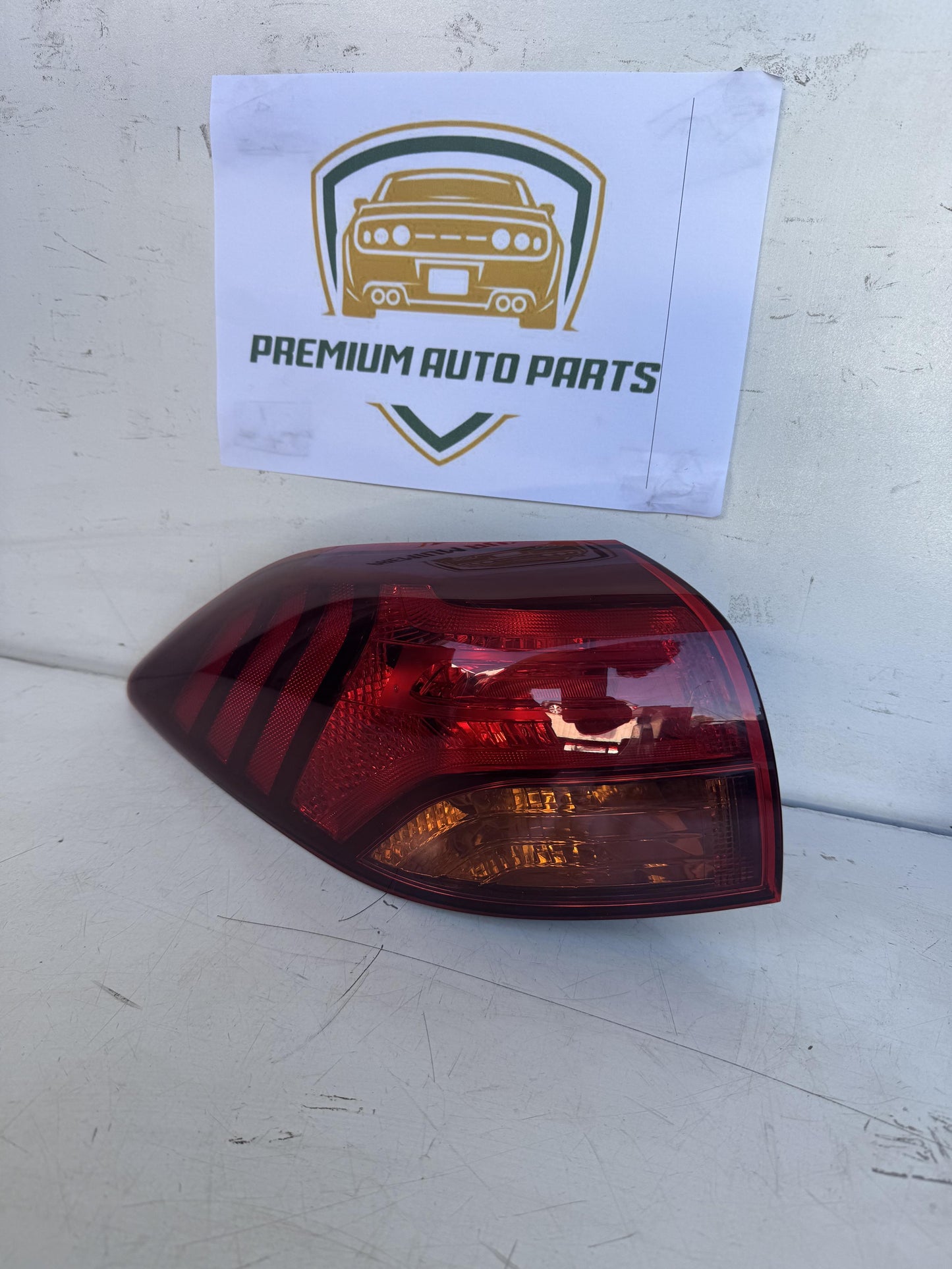 2019   Left Taillight